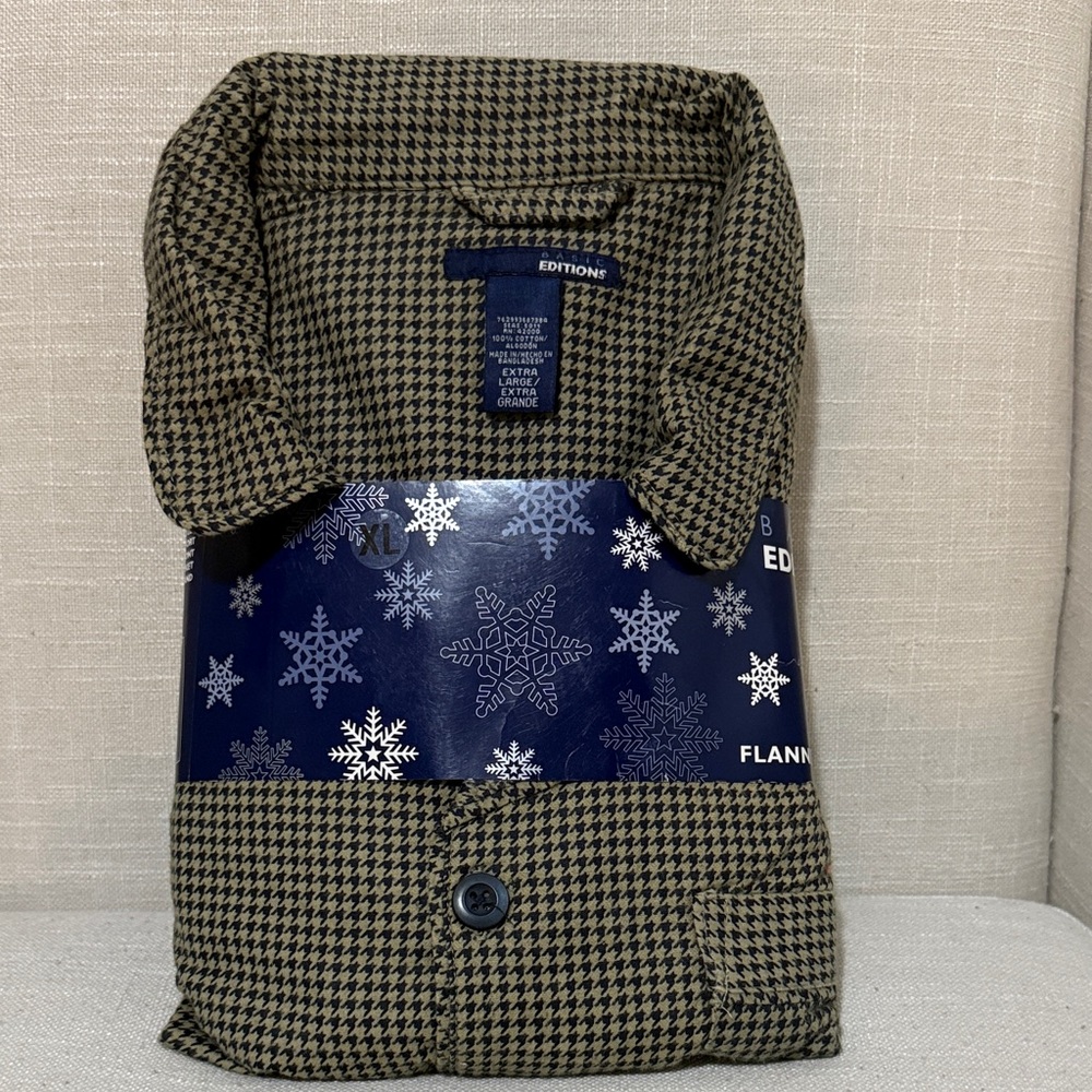 Basic Editions Navy Blue and Tan FLANNEL PJ SET  Size XL       100% cotton